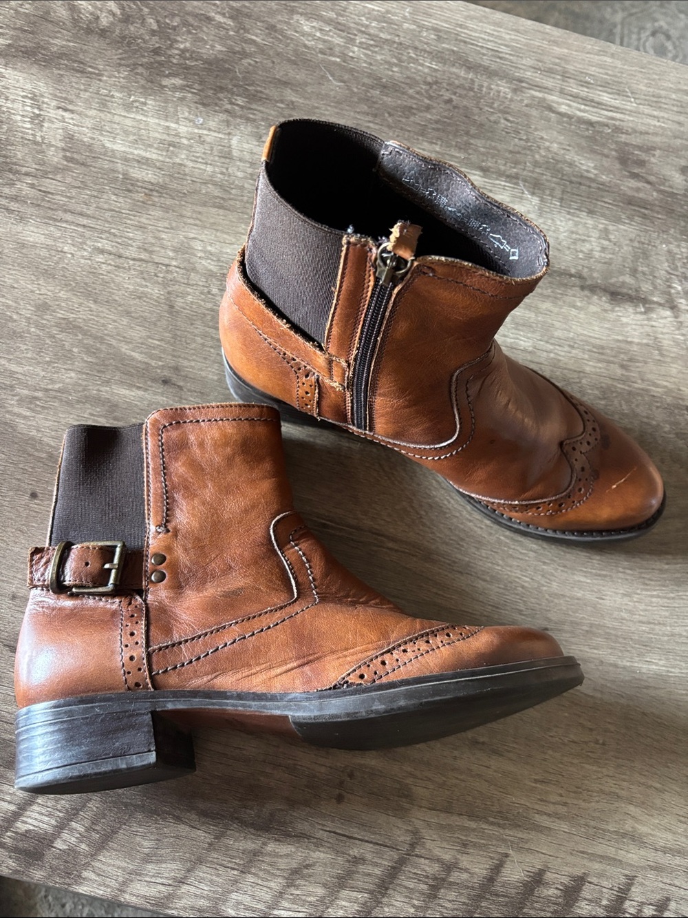 5th Avenue Brown Leather Chelsea Boot - Classic Brogue Detail